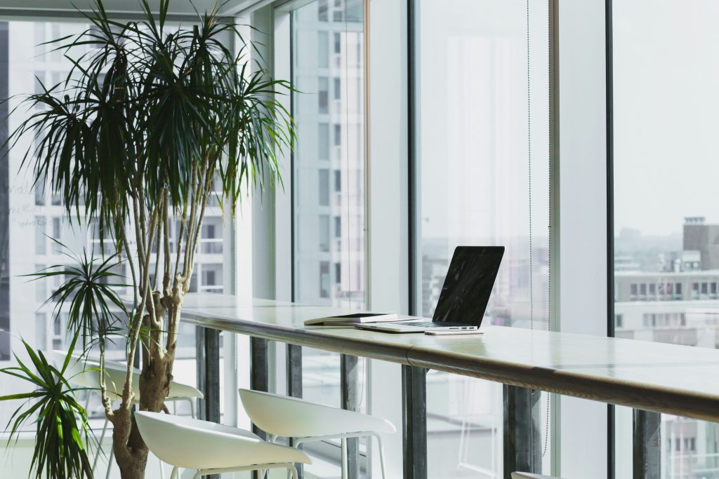A Cautionary Tale about Incorporating Workplace Policies and Procedures into Employment Contracts